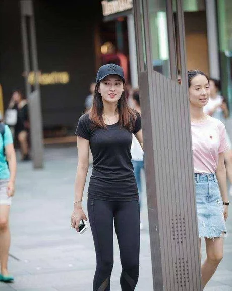 老木匠的三个女儿